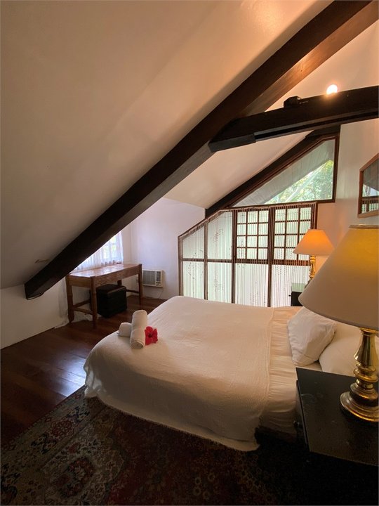Attic 1 – Family Room — photo 1